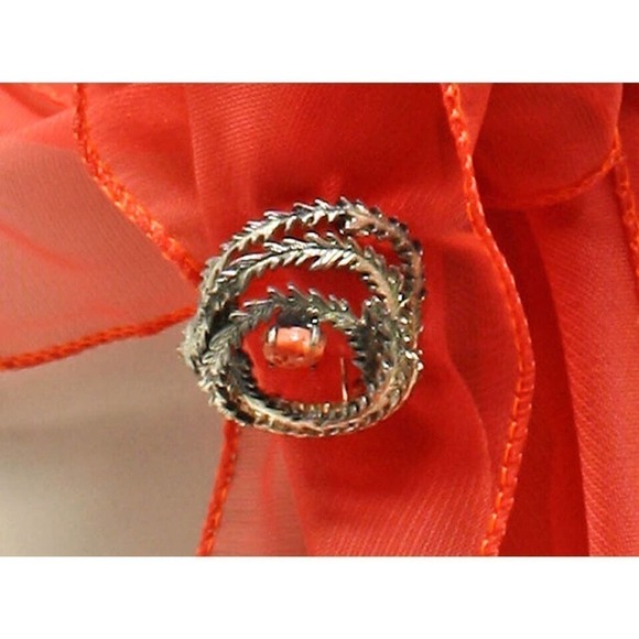 Vintage Sterling Oval Leaf Vine Pin Signed Wells Ster and Sheer Scarf - Hey Viv - Picture 2 of 6